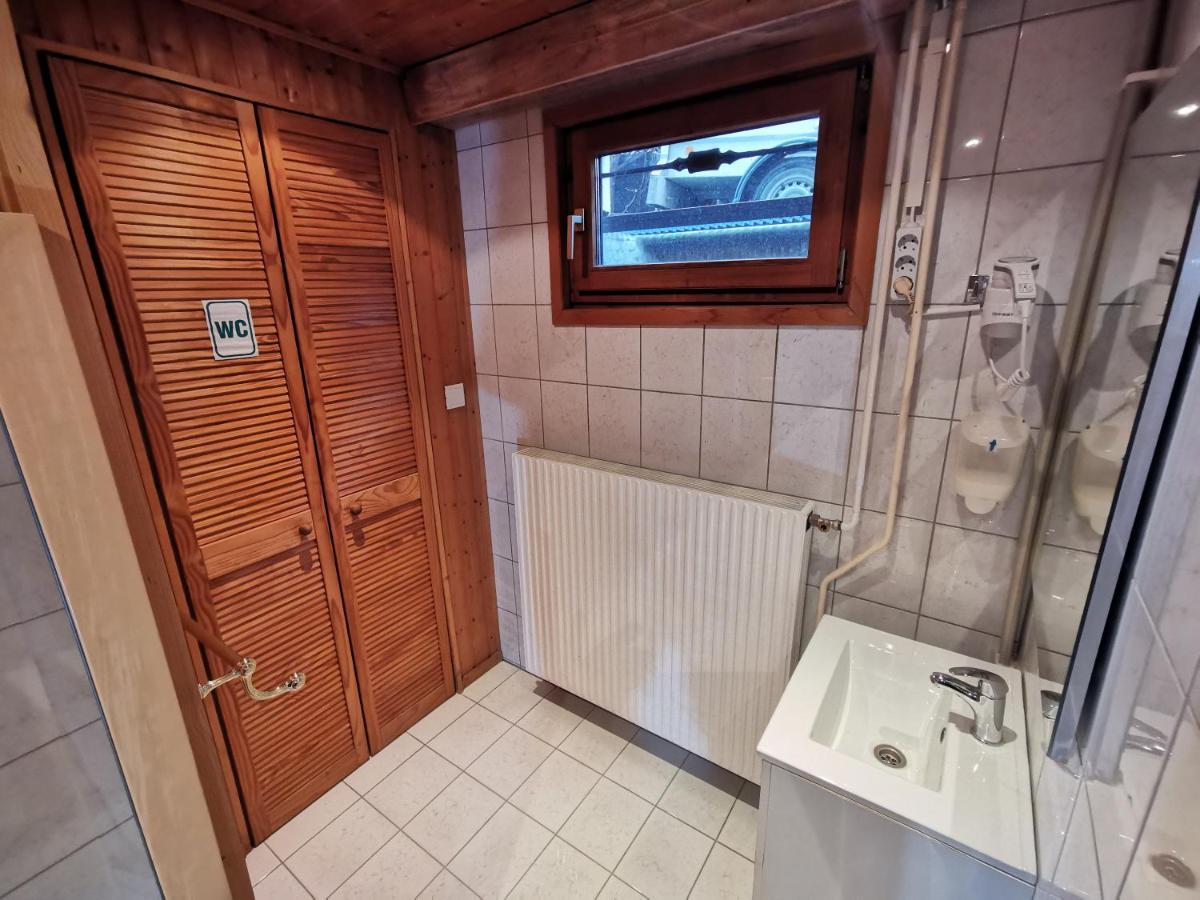 Pension Foehrenhain Gerasdorf bei Wien Extérieur photo